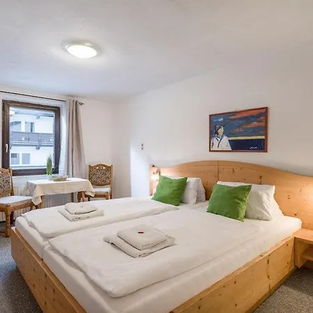 Bed & Breakfast Konrad 3*